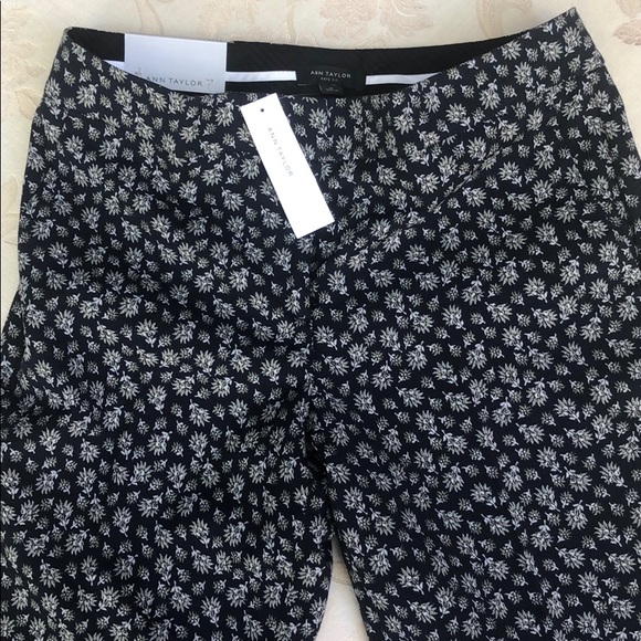 Ann Taylor Black/Gray Floral “Kate-Fit” Pants - Picture 2 of 7